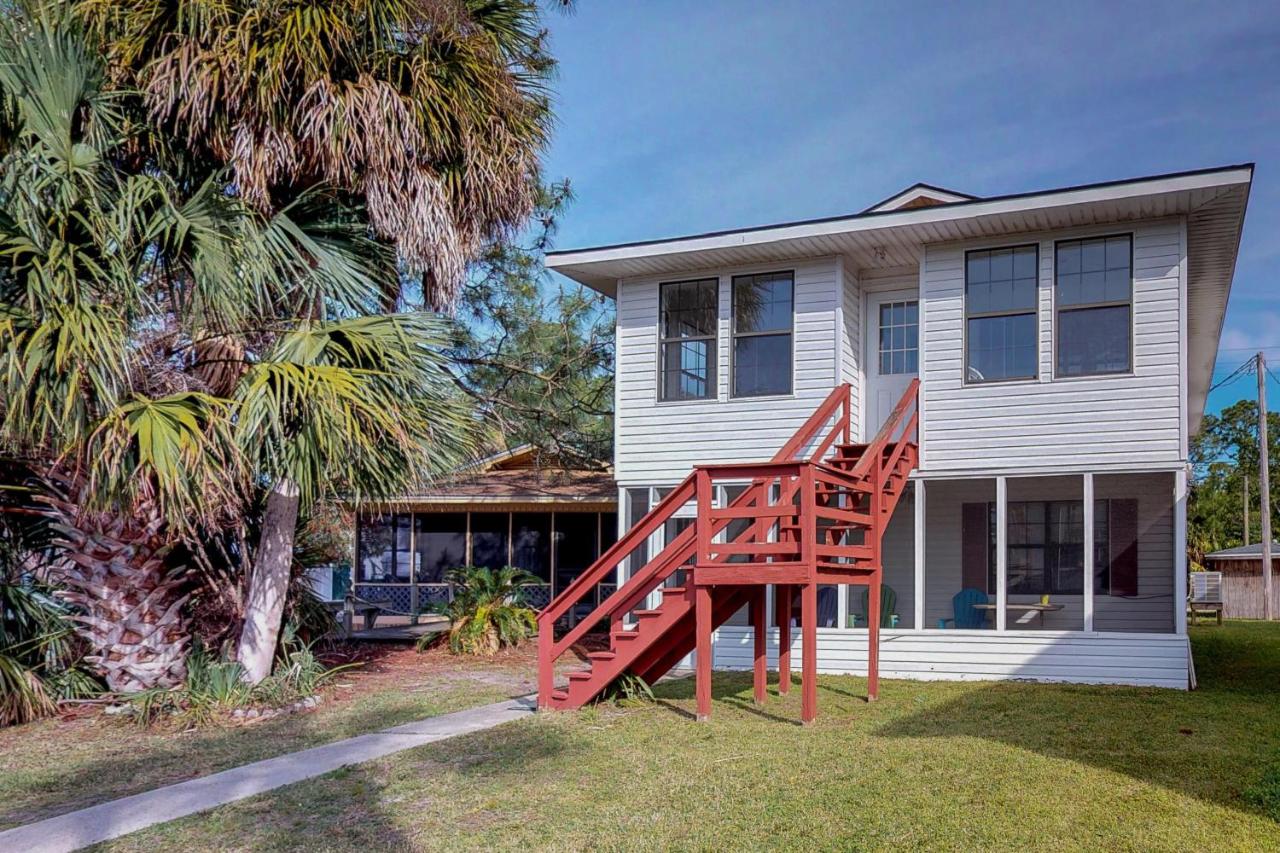 Palm Getaway - B&B