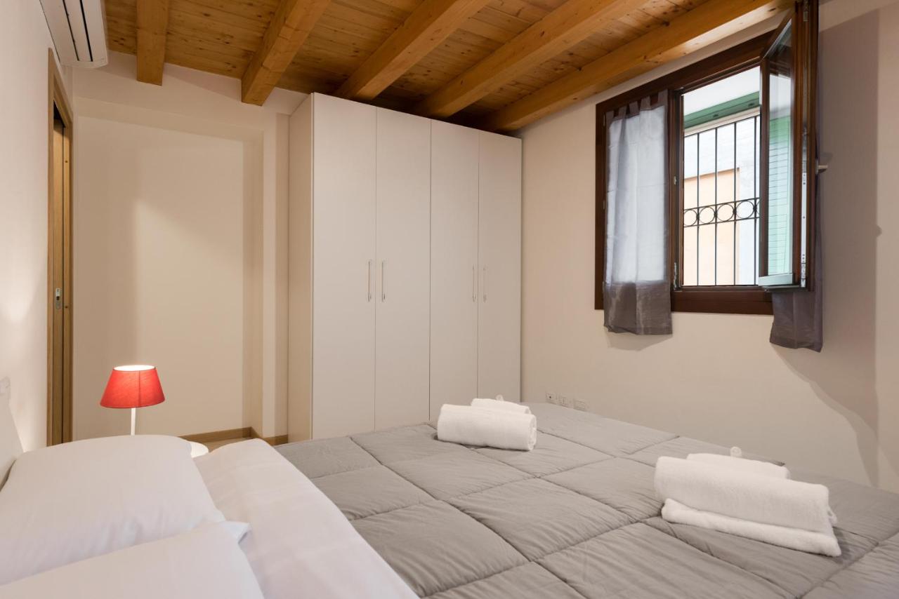 Apartment - Erdgeschoss - Via Scarsellini 21