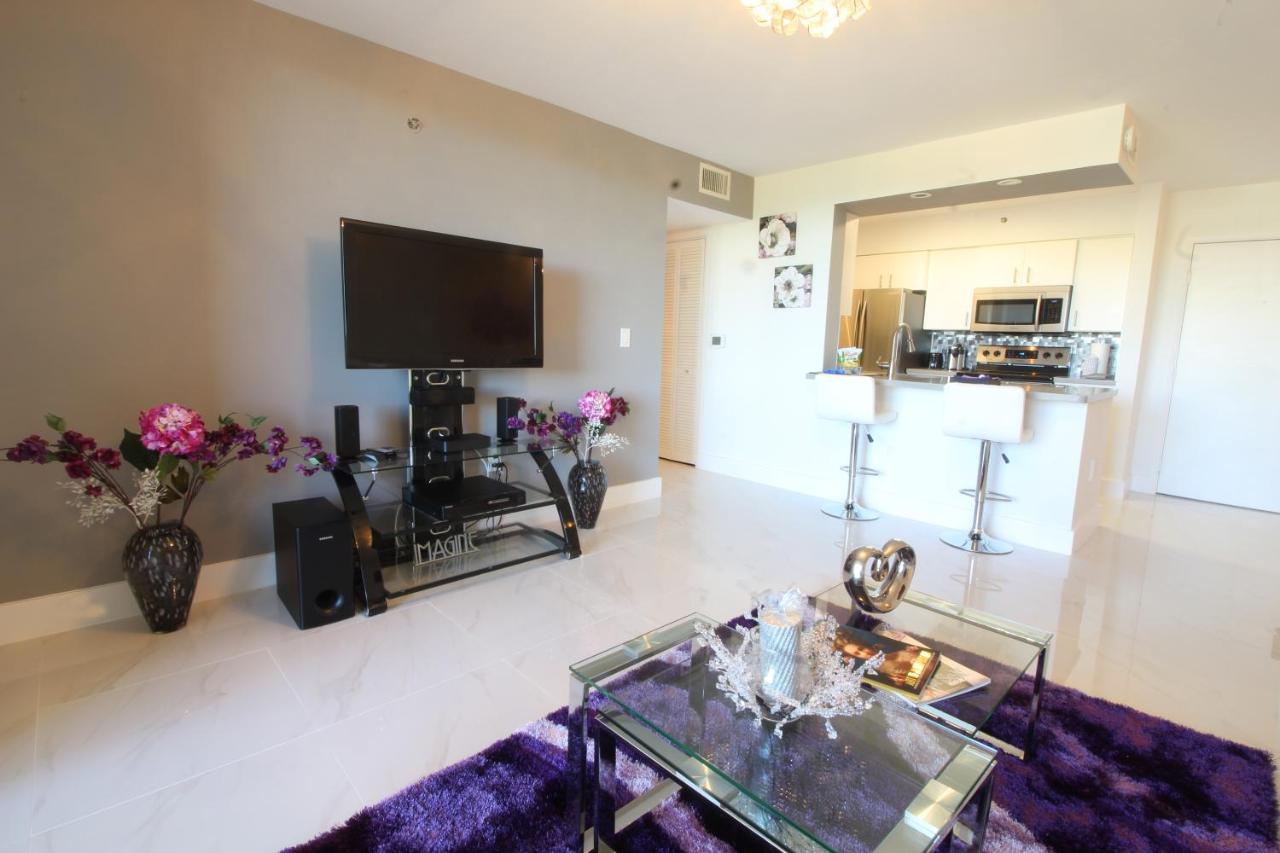 Yacht Club at Aventura 1 Bd 1 Bth Brand New - B&B Aventura