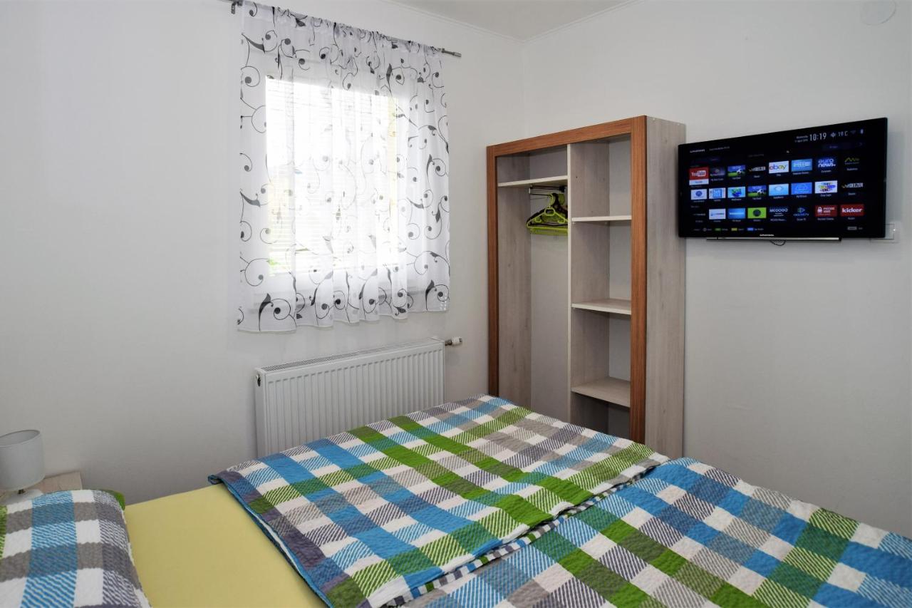 Apartment Gacka - B&B Otočac