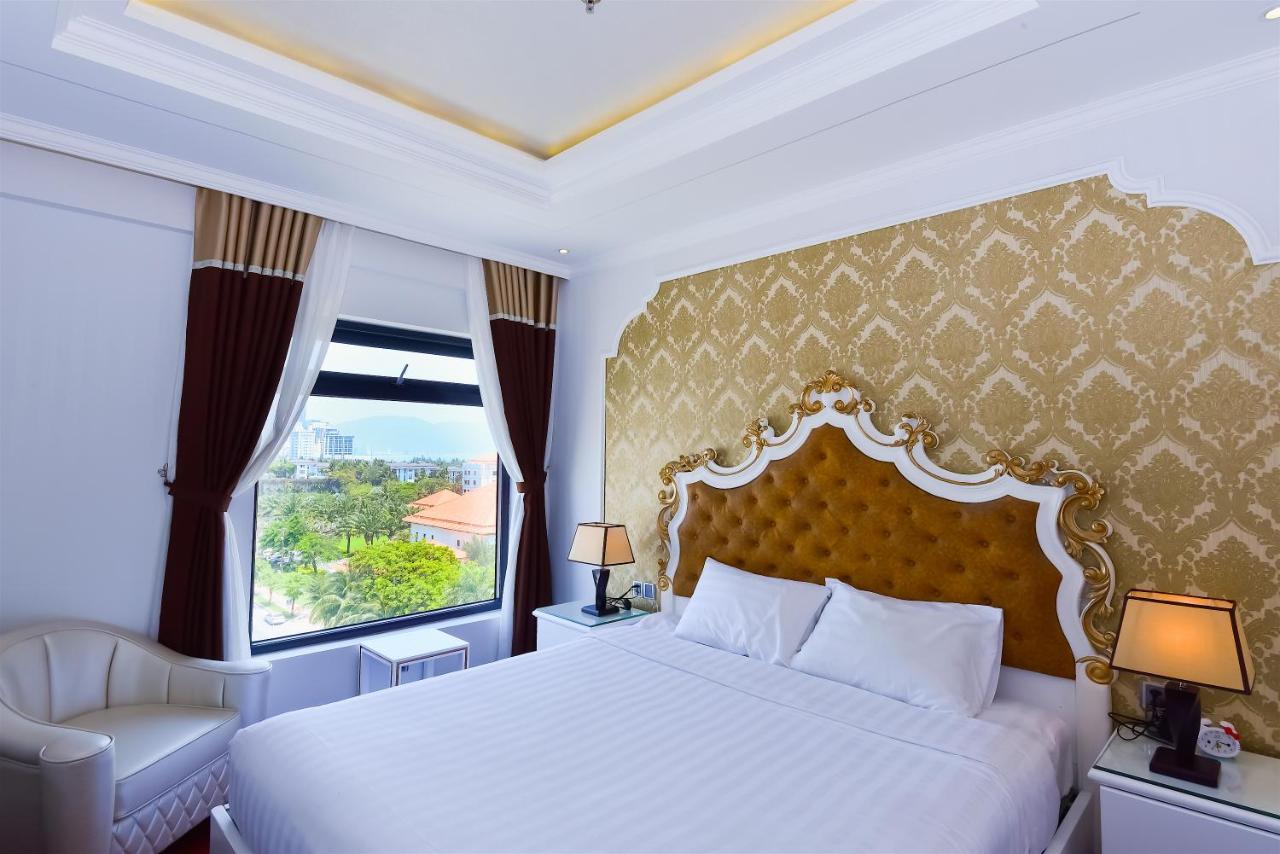 Two-Bedroom Apartment - HUGO BOSS