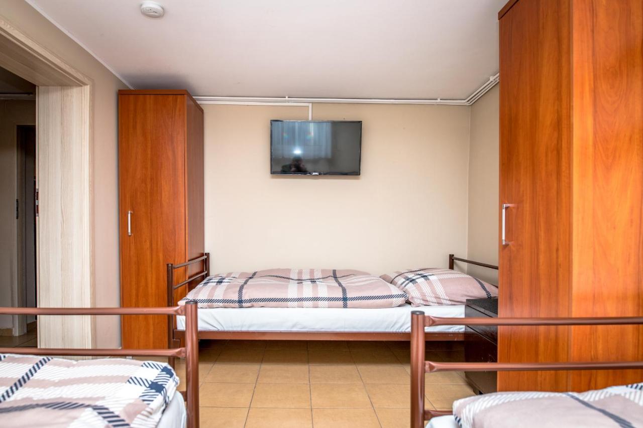 Chambre Triple avec Salle de Bains Commune