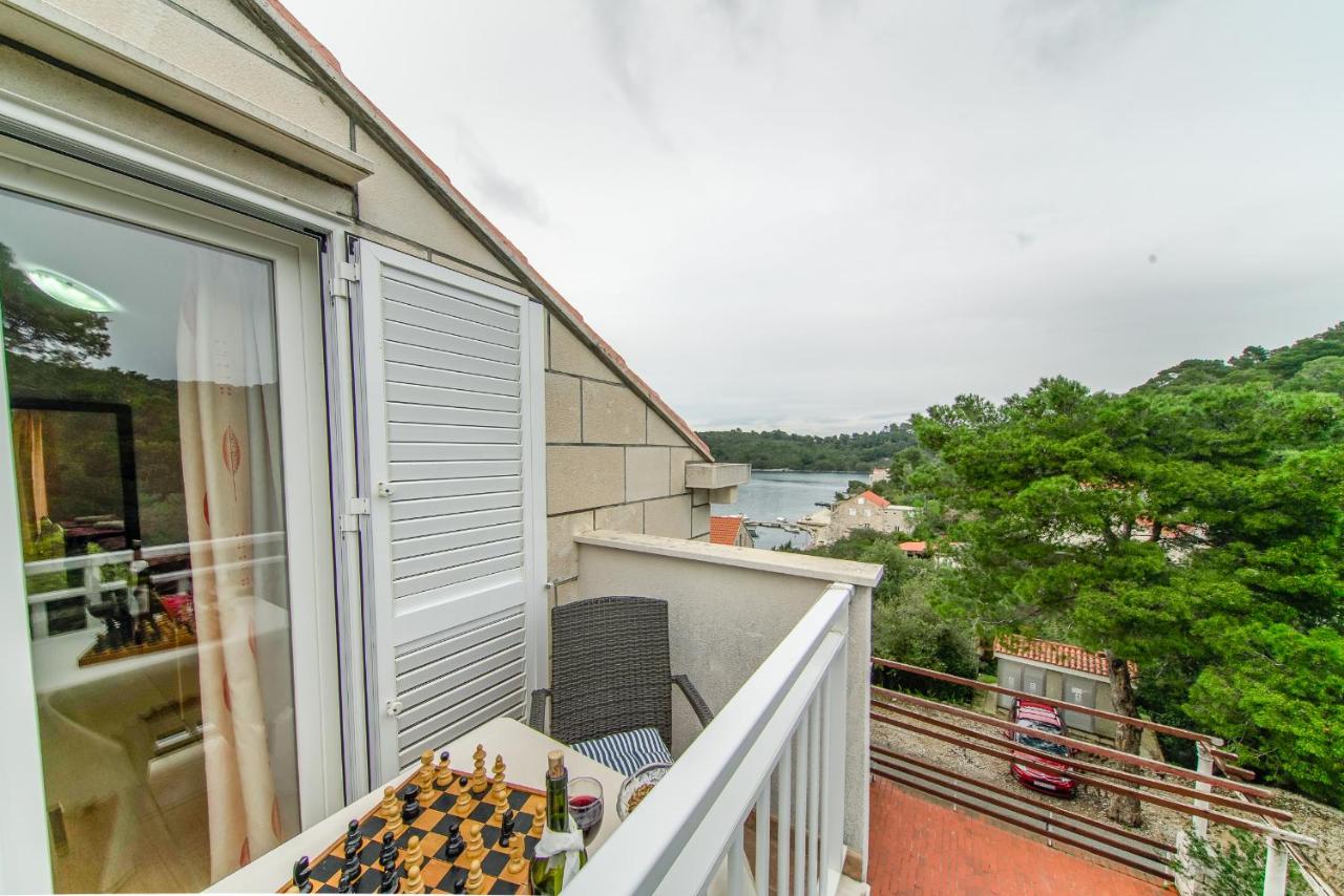 Appartamento con 1 Camera da Letto, Balcone e Vista Parco