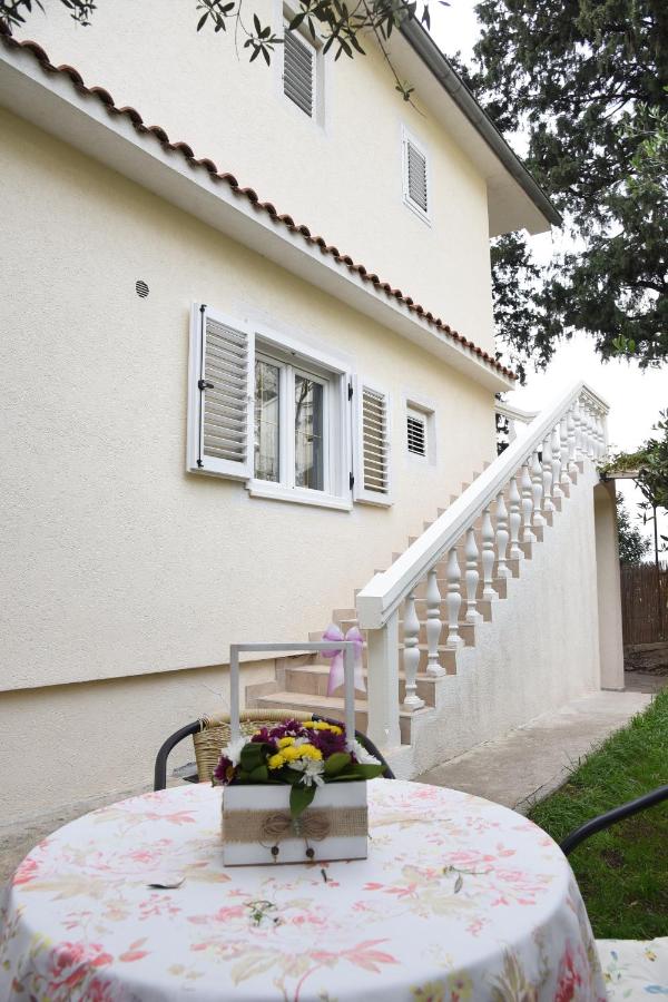 Apartments & Rooms Jelka - B&B