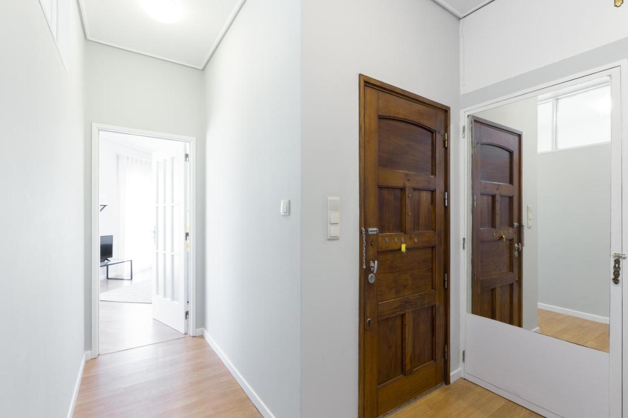 Gaia Metro-2 Bedrooms - B&B Vila Nova de Gaia