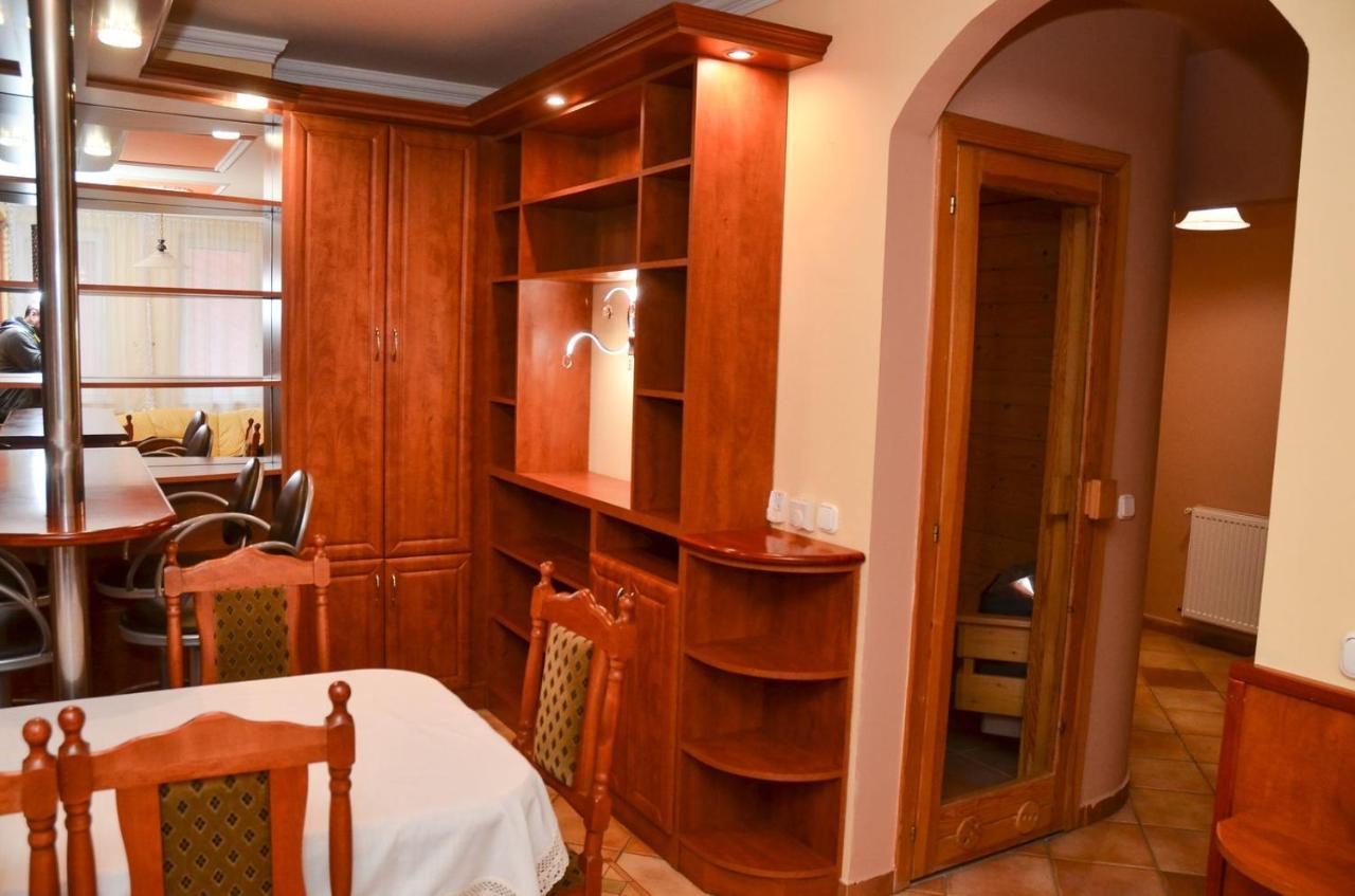 M&M Luxus Apartman - Chambres d’hôtes Hajdúszoboszló