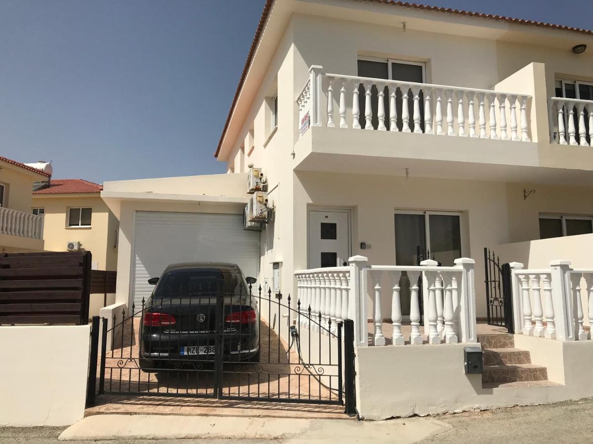 Villa Nissi Beach 28 - Chambres d’hôtes