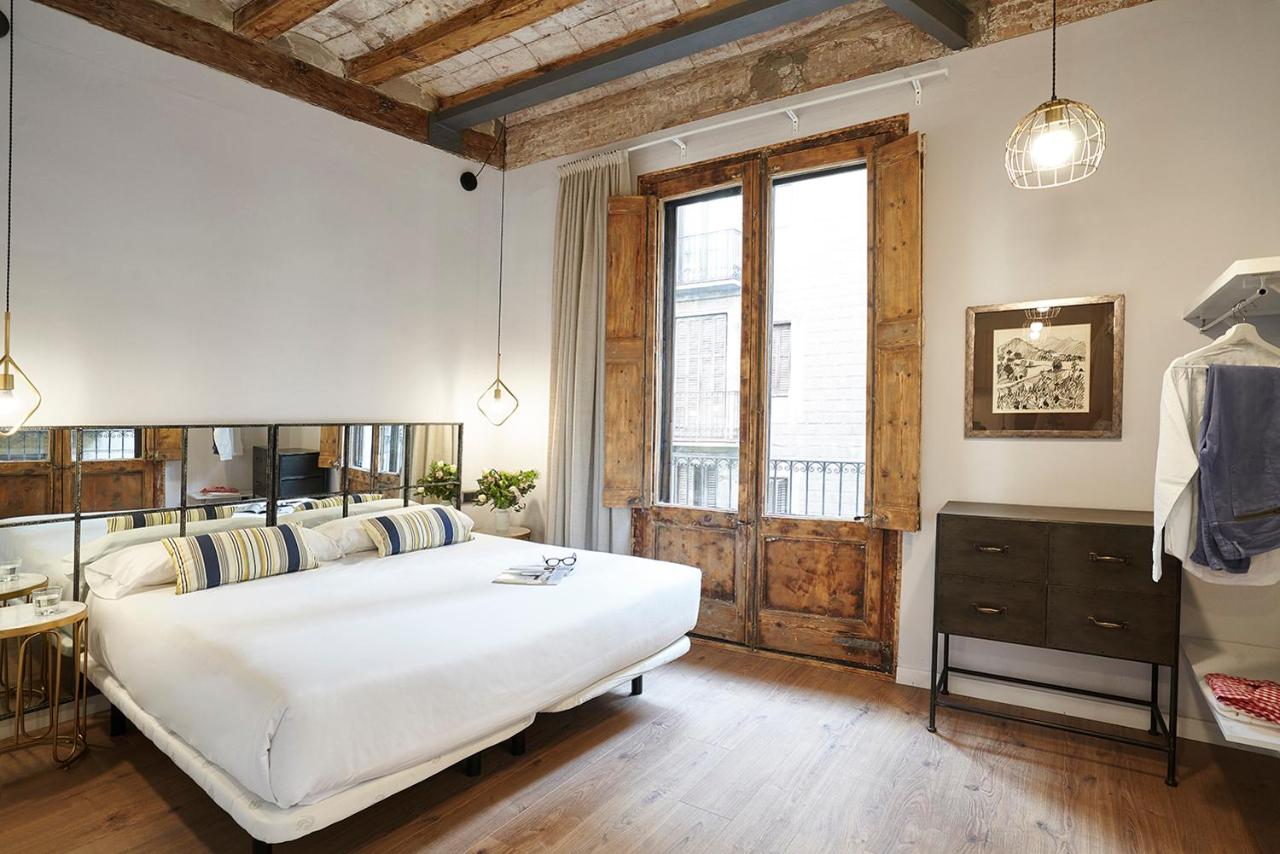 B&B Barcellona - AinB Gothic-Jaume I Apartments - Bed and Breakfast Barcellona