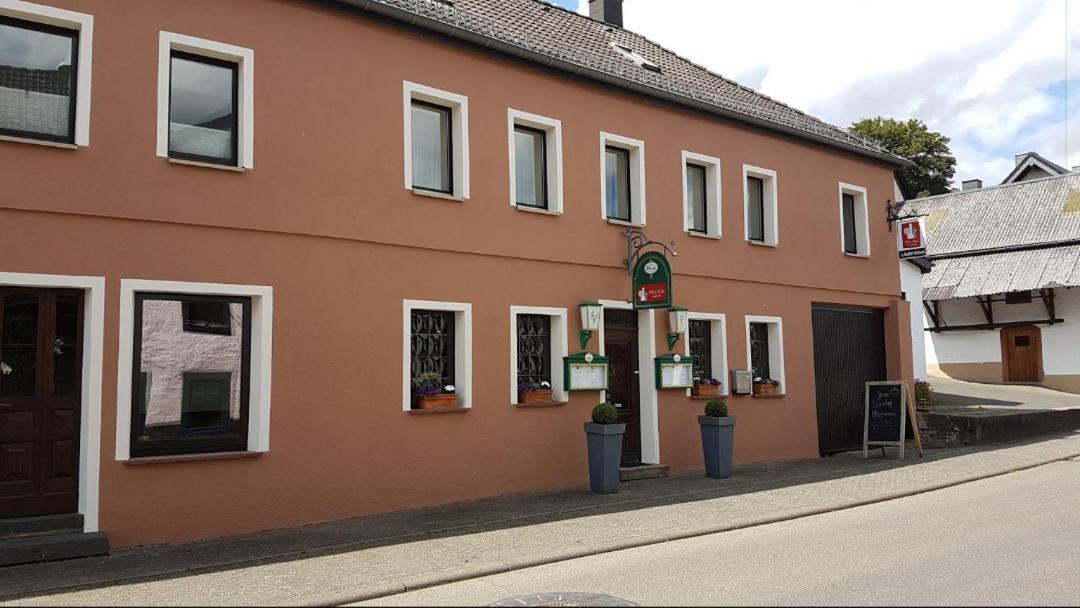 B&B Dahlem - Landgasthof Em Lade - Bed and Breakfast Dahlem