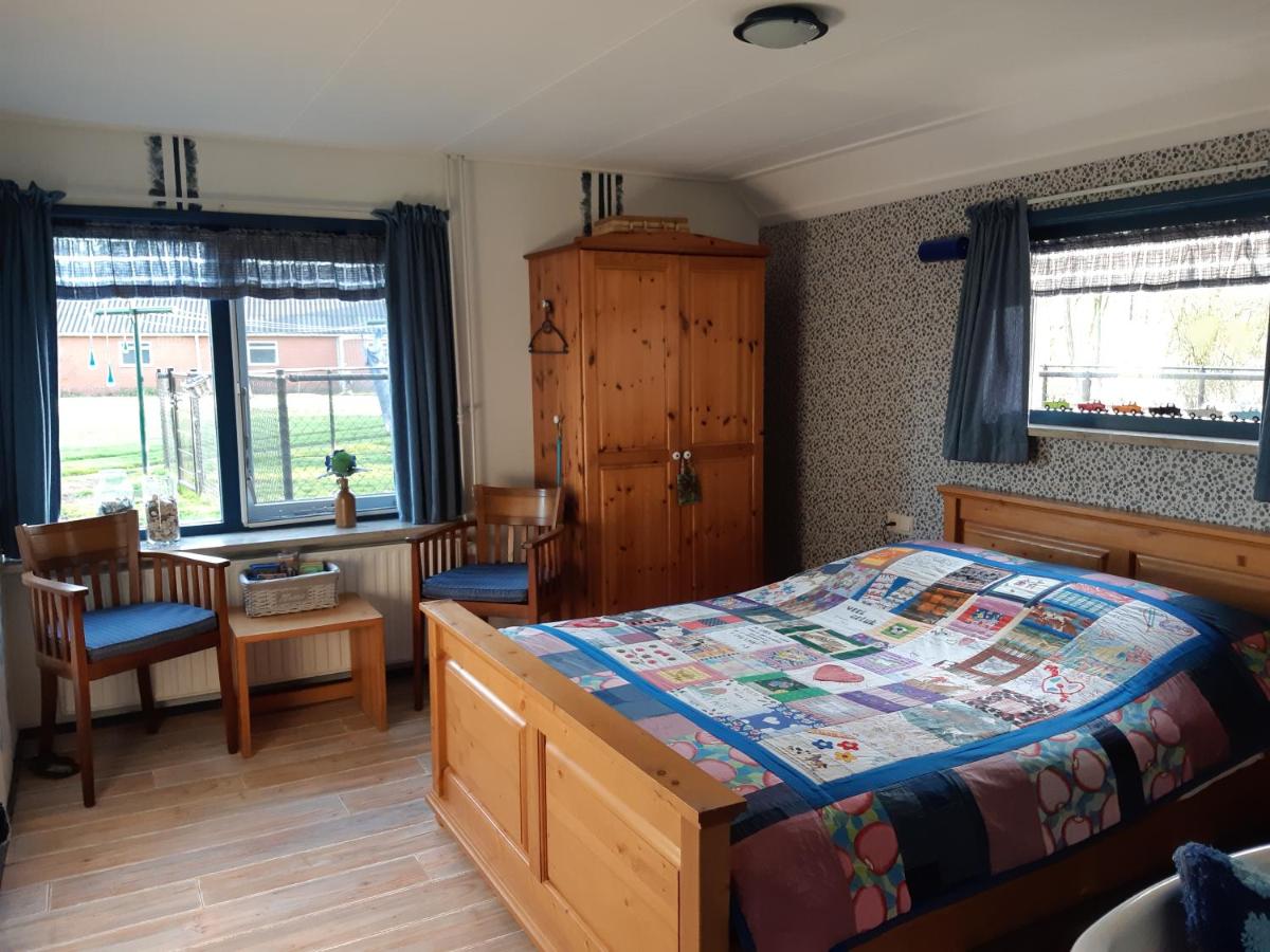 Standard Double Room with Shared Bathroom