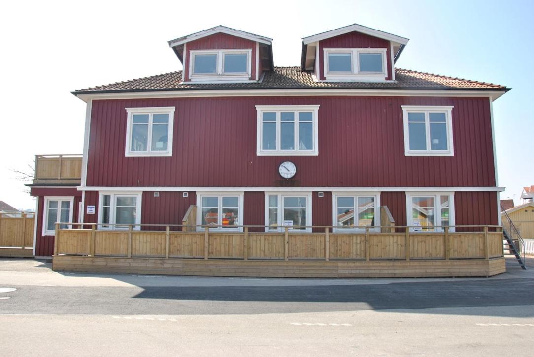 B&B Ellös - Sjöhuset - Bed and Breakfast Ellös