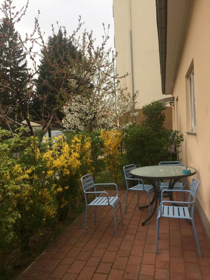Kleine Ferienwohnung mit Garten