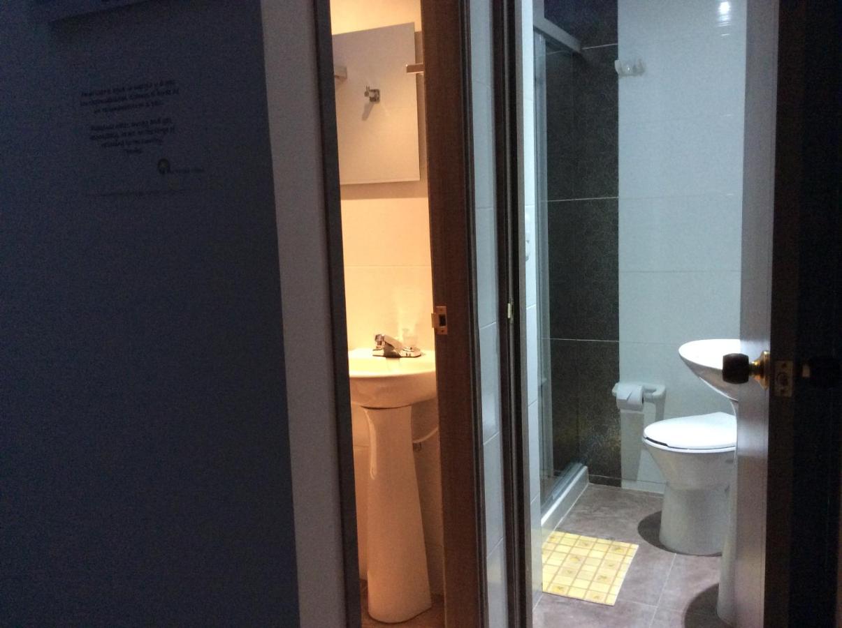 Camera Singola con Bagno Privato Esterno