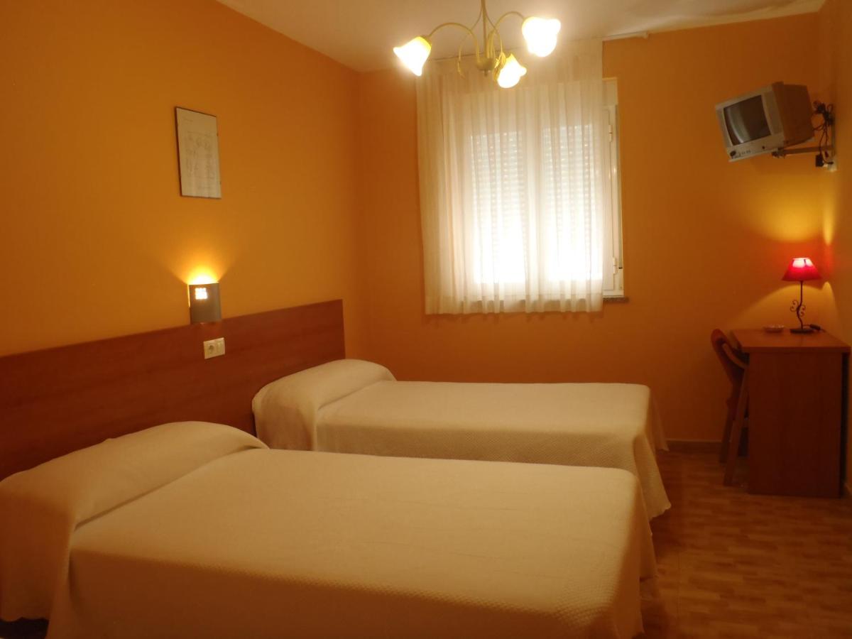 Camera Doppia con Letti Singoli con Bagno