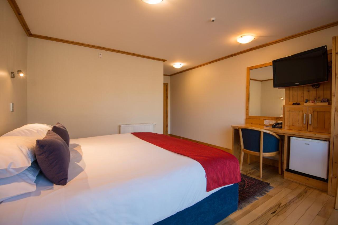 Deluxe Zimmer mit Kingsize-Bett