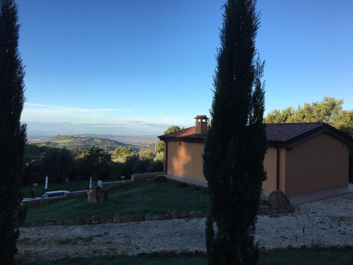 Villa Saturnia - Piscina Privata - 9' dalle Terme - B&B Capanne