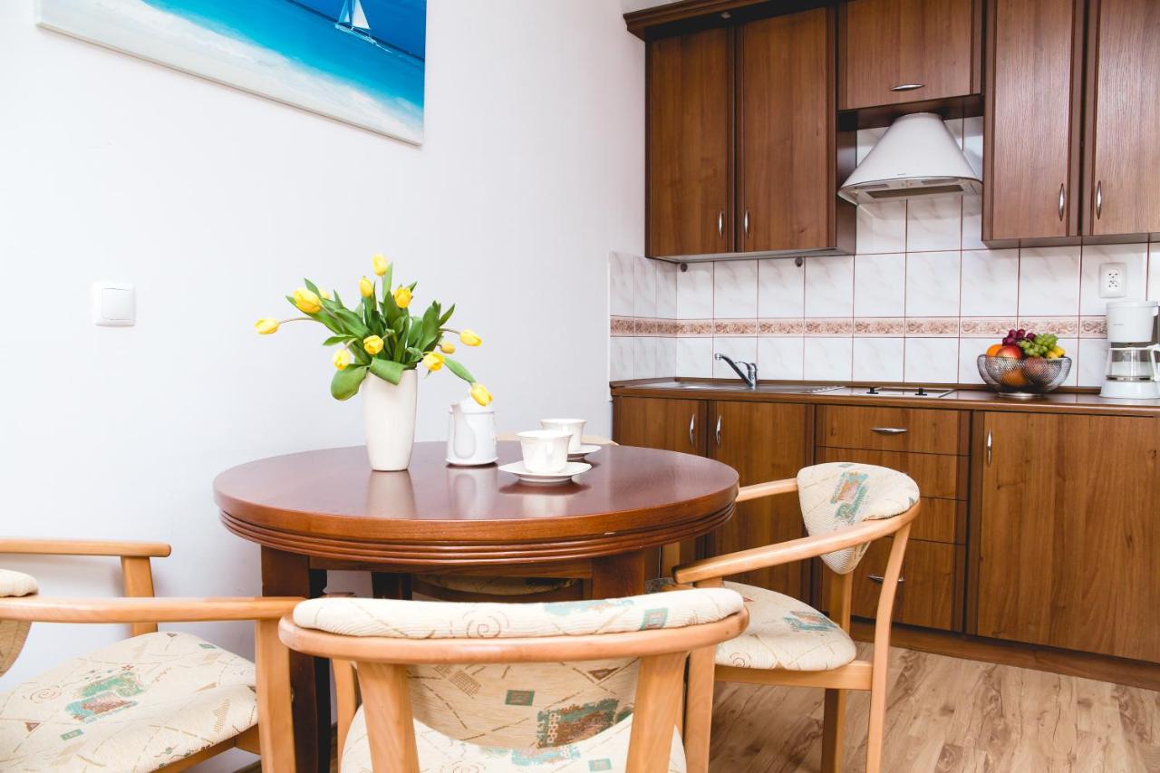 Apartment mit Balkon