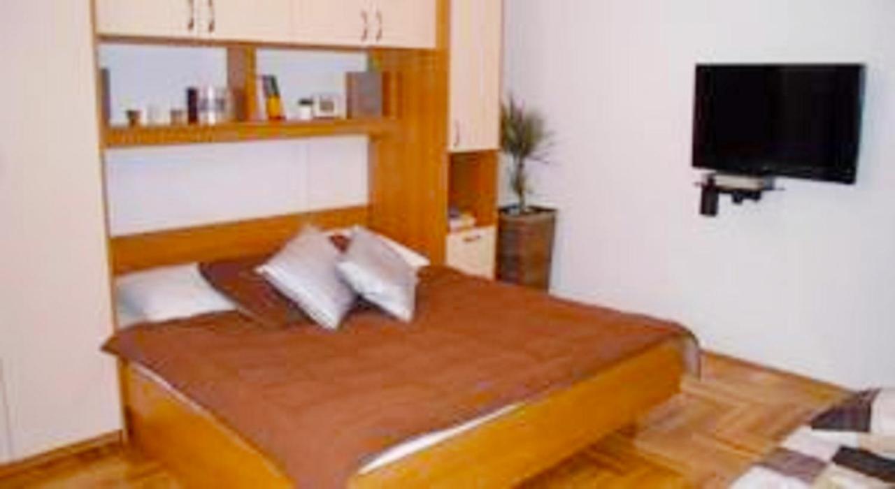 Apartments Sikirica - B&B Traù