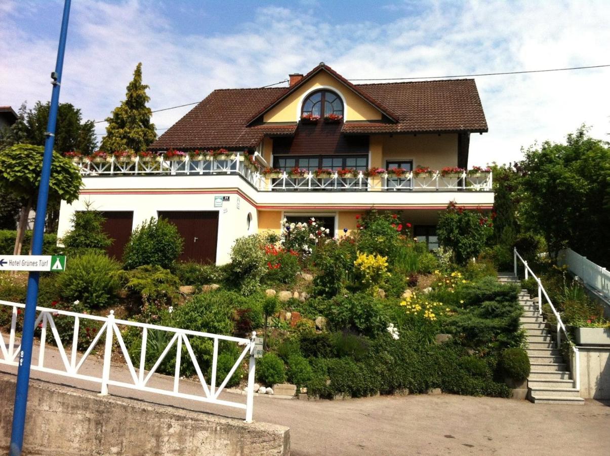 Gästehaus AIGMÜLLER - B&B
