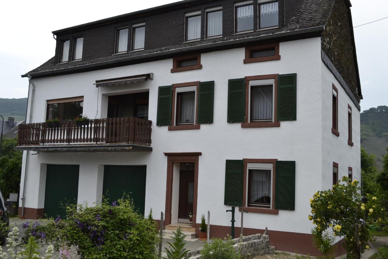 B&B Piesport - Kleines Ferienhaus Nicole - Bed and Breakfast Piesport