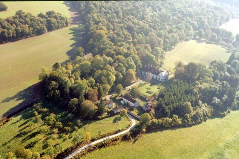 Gîte et Chambres d'hôtes du Domaine du Val Bruant - B&B