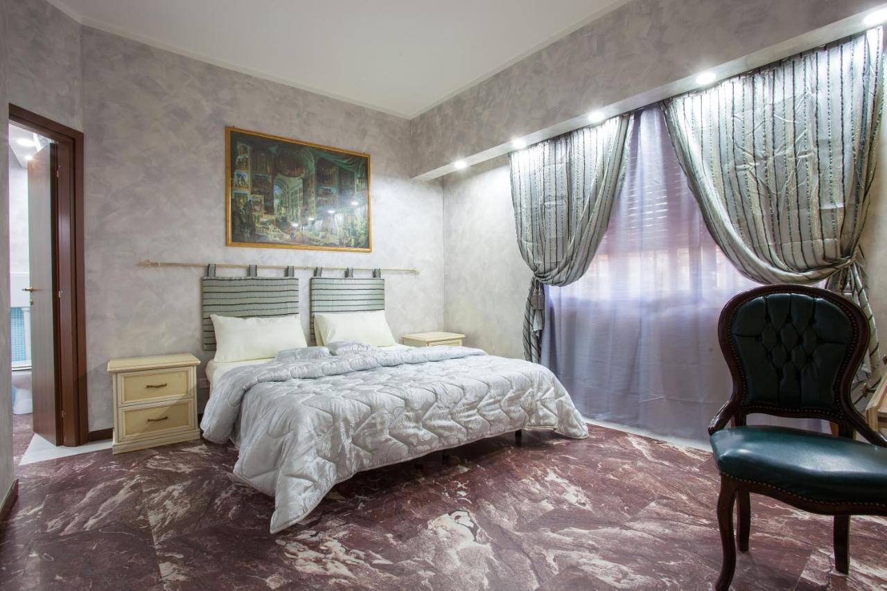 Deluxe Double or Twin Room with Balcony