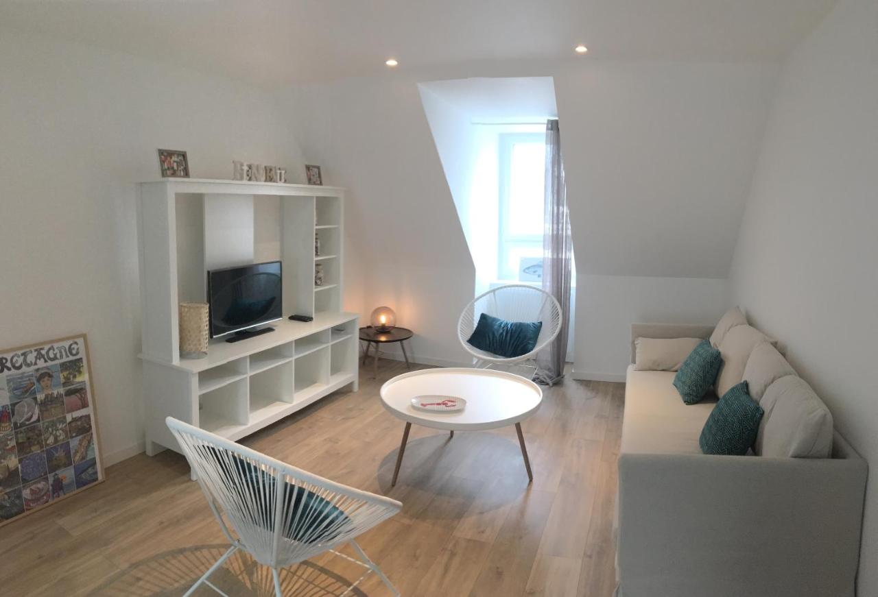 La ville à la mer numéro 2 duplex en plein coeur du centre ville au calme terrasse et parking privé - B&B Concarneau