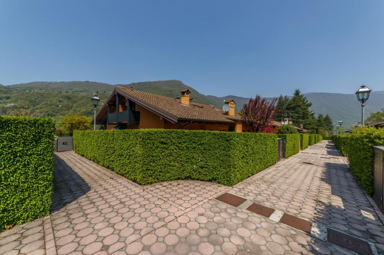 CASA VACANZA Residence Lago di Endine - Bed and Breakfast