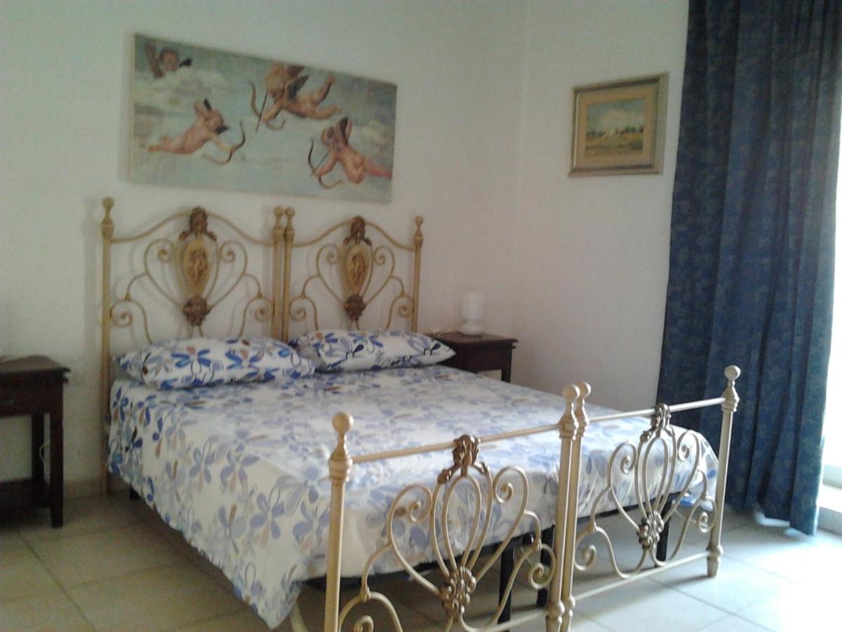 Dreibettzimmer mit Balkon