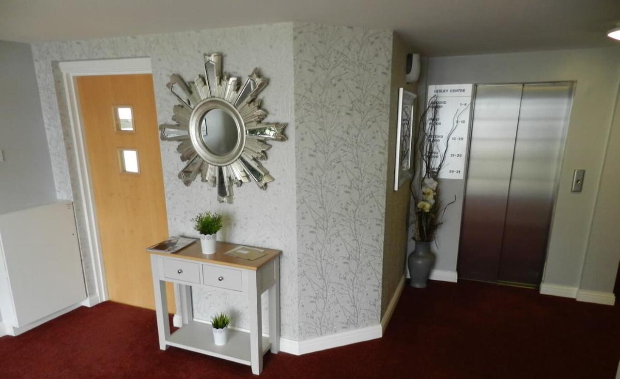 Derry-Londonderry city centre waterfront appartment - Bed and Breakfast