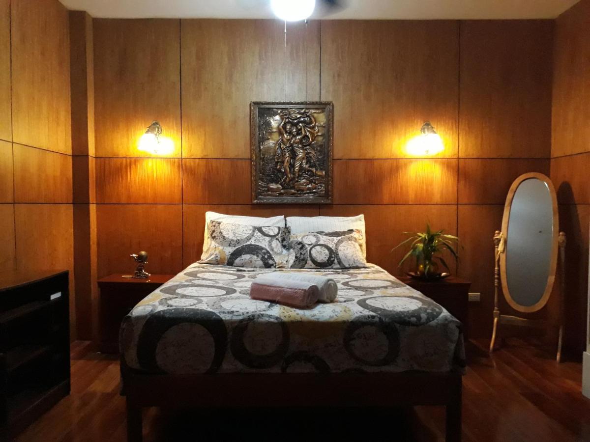 Chambre Lit Queen-Size Deluxe