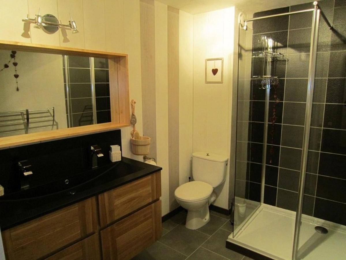 Family Suite (2 Adults + 2 Children)