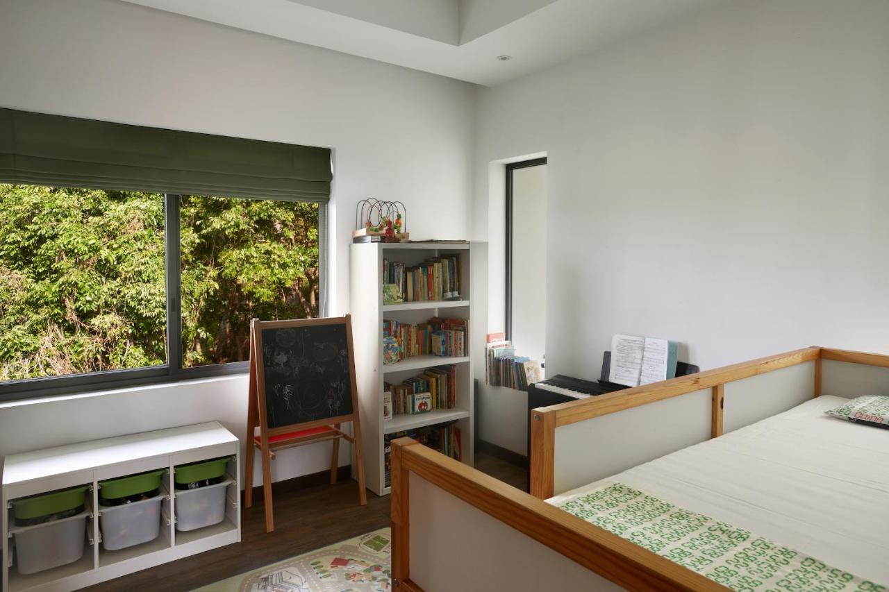 Villa Familiare con Piscina e Vista Mare