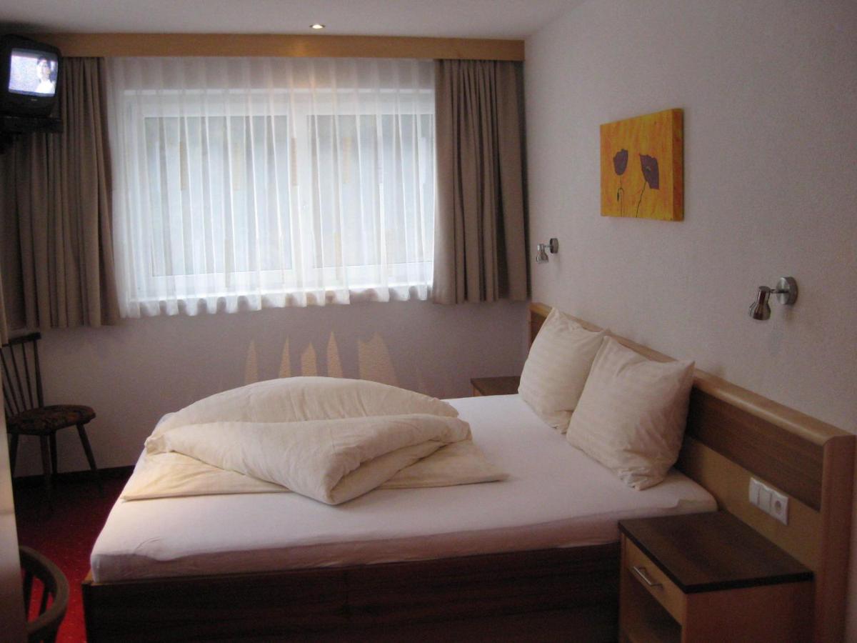 Three-Bedroom Apartment with Balcony