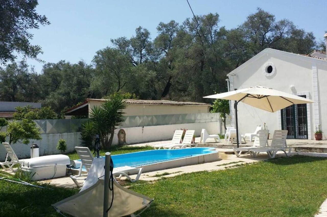 Liza Vacation House - B&B Kavos