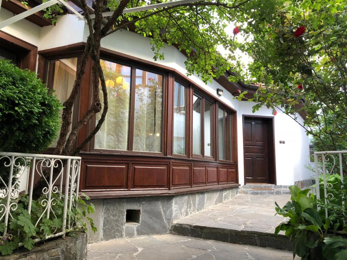 B&B Plovdiv - The House With The Piano - Bed and Breakfast Plovdiv