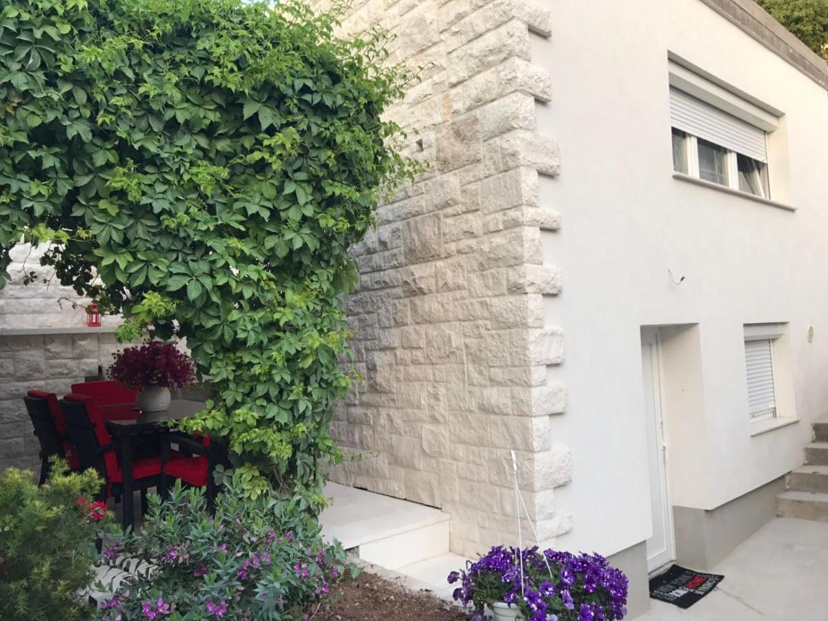 Apartman Crnica - Chambres d’hôtes Sibenik