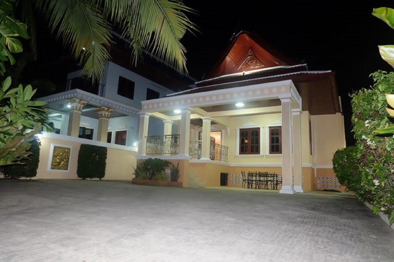 Villa with Private Pool 2