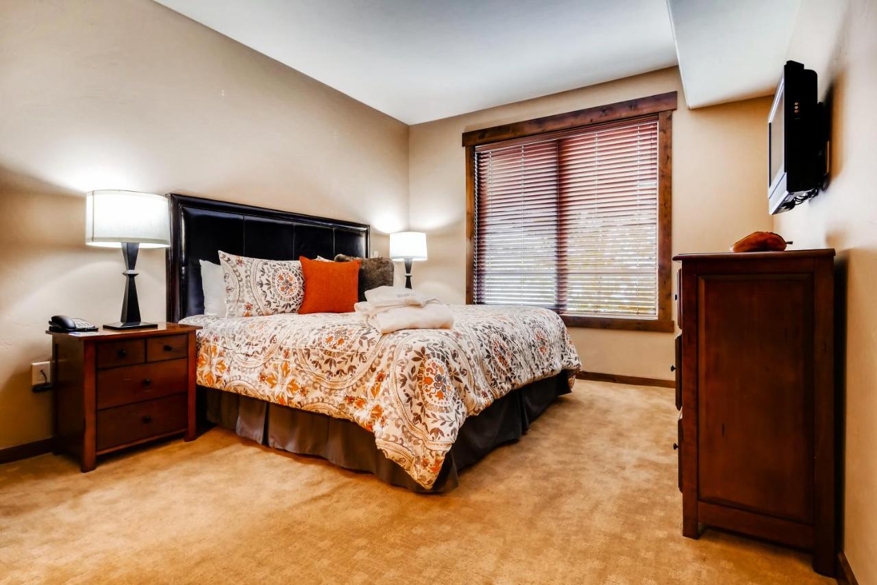 Two Bedroom Apartment 