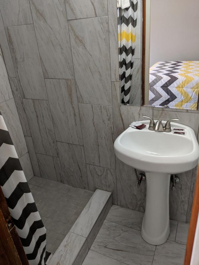 Belle Aire Motel - B&B Globe