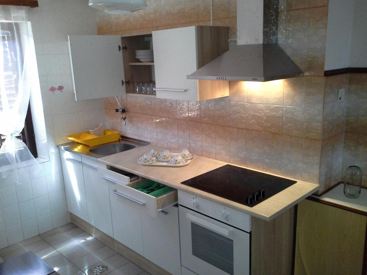 Berto - Ferienwohnung Nerezine