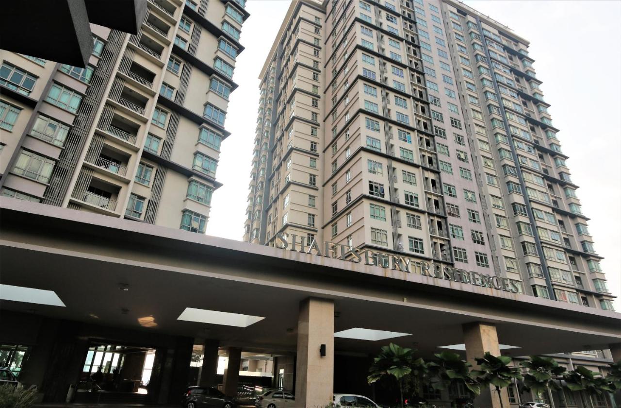 Shaftsbury Cyberjaya by IdealHub - B&B