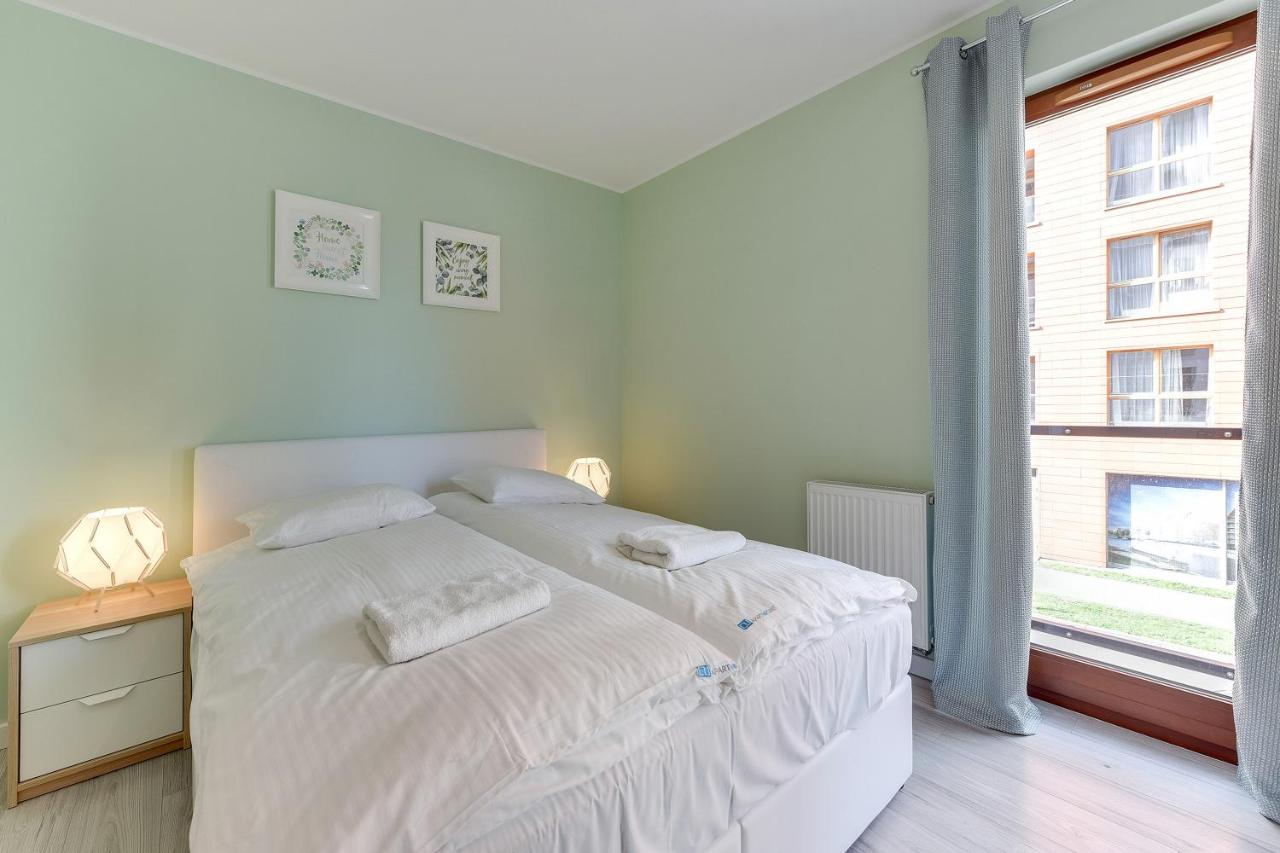 One-Bedroom Apartment with Balcony (parking)