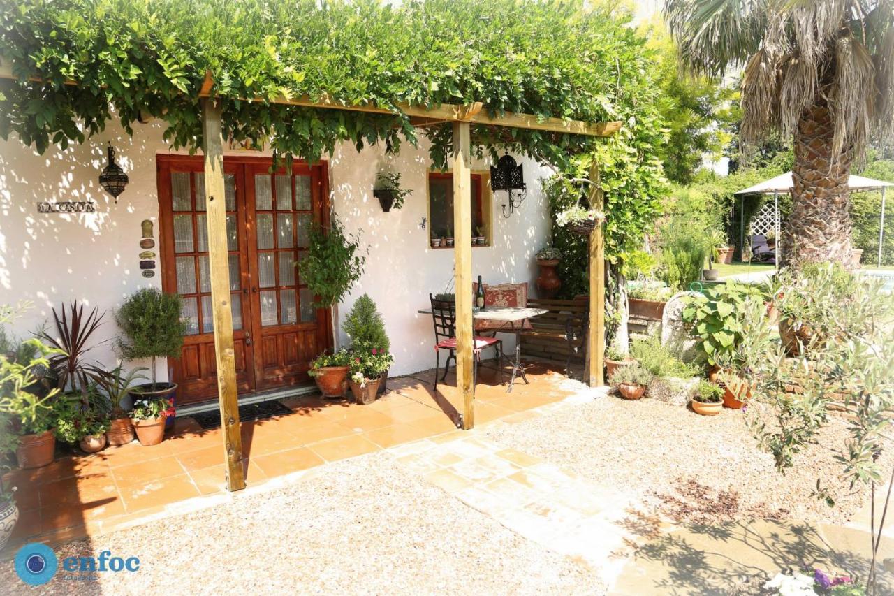 B&B Tivenys - River Ebro Holidays - Bed and Breakfast Tivenys