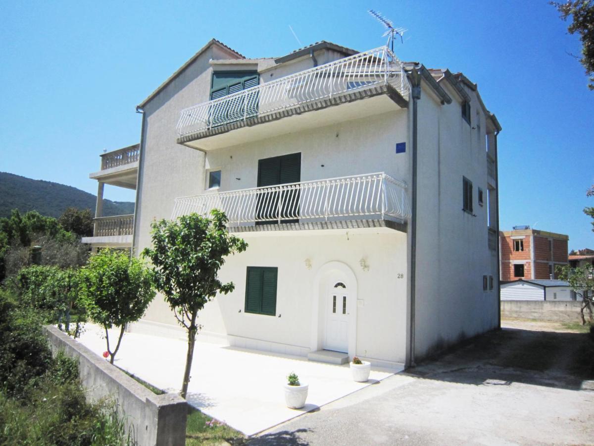 Apartments Jadran - B&B
