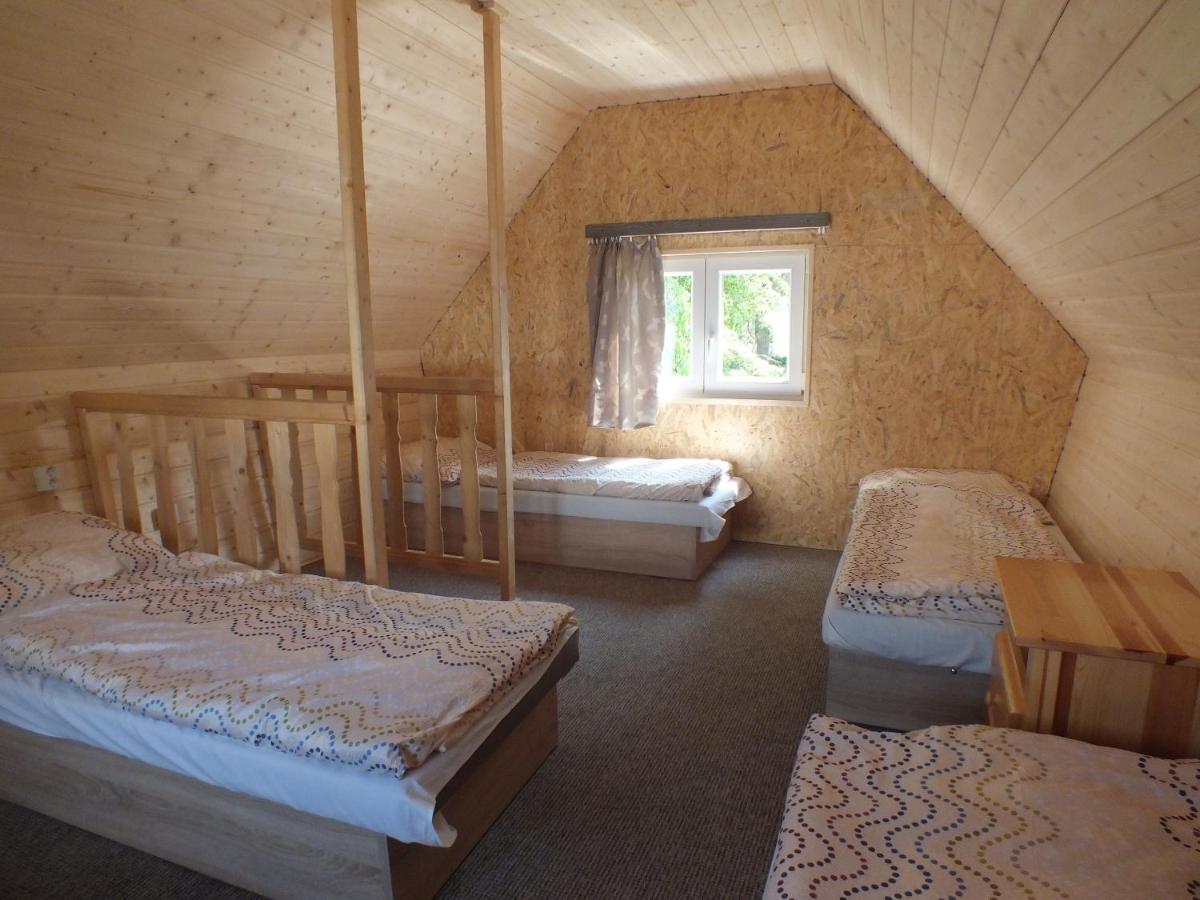 Chaty - Resort AQUA MARIA - B&B Veľaty