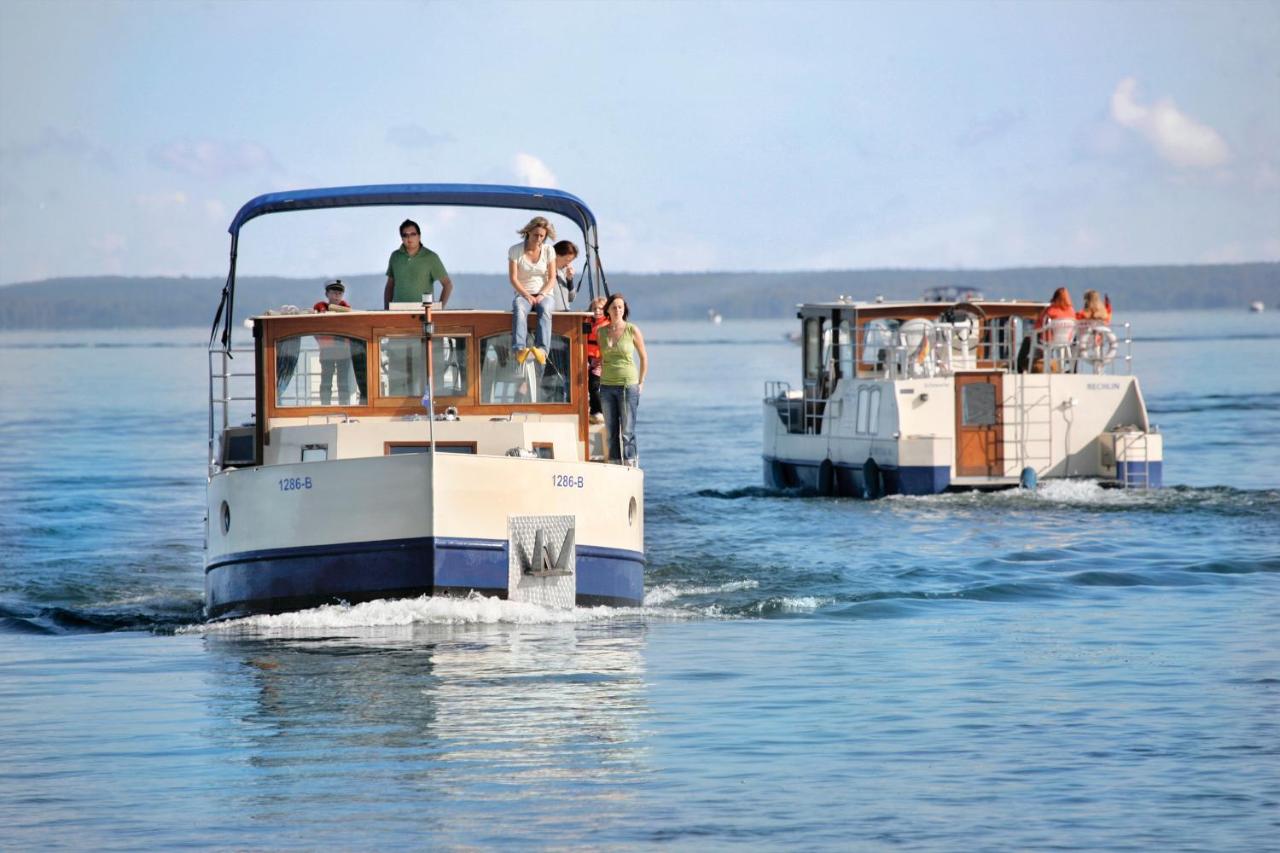 Boat - Kormoran 1280