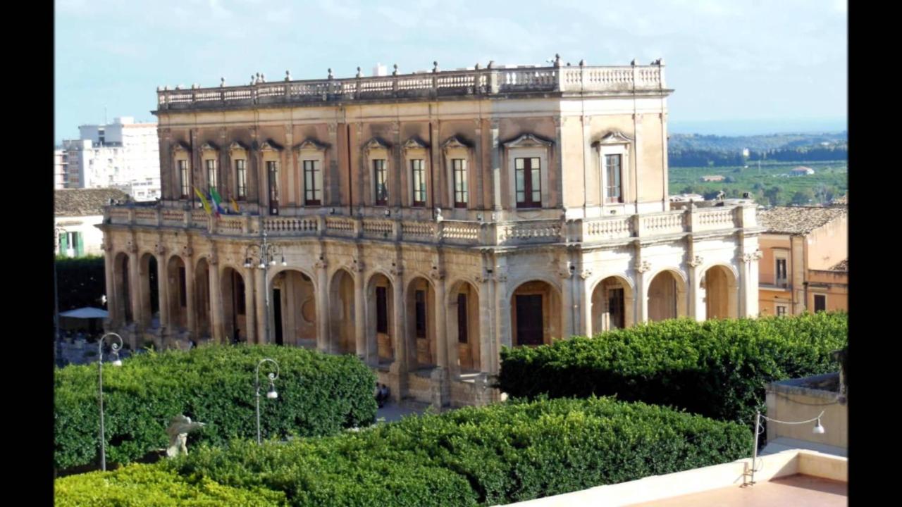 Maride Holiday - B&B Noto