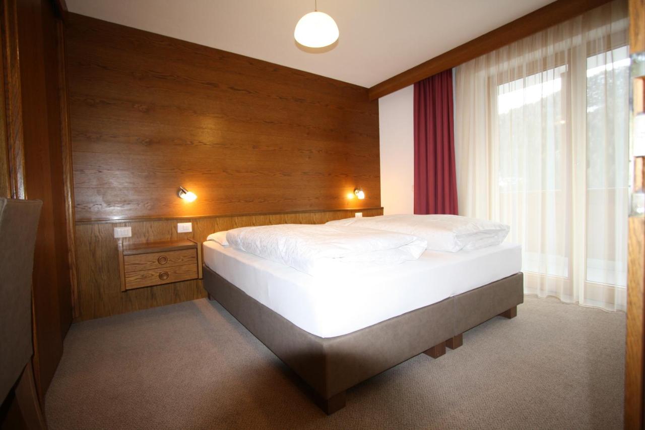 One-Bedroom Apartment with Balcony (2 Adults)