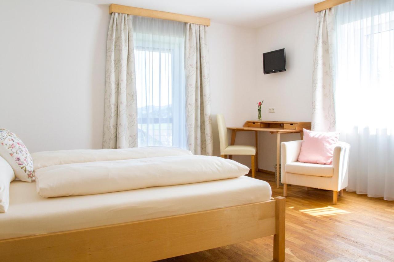 Doppelzimmer mit Balkon